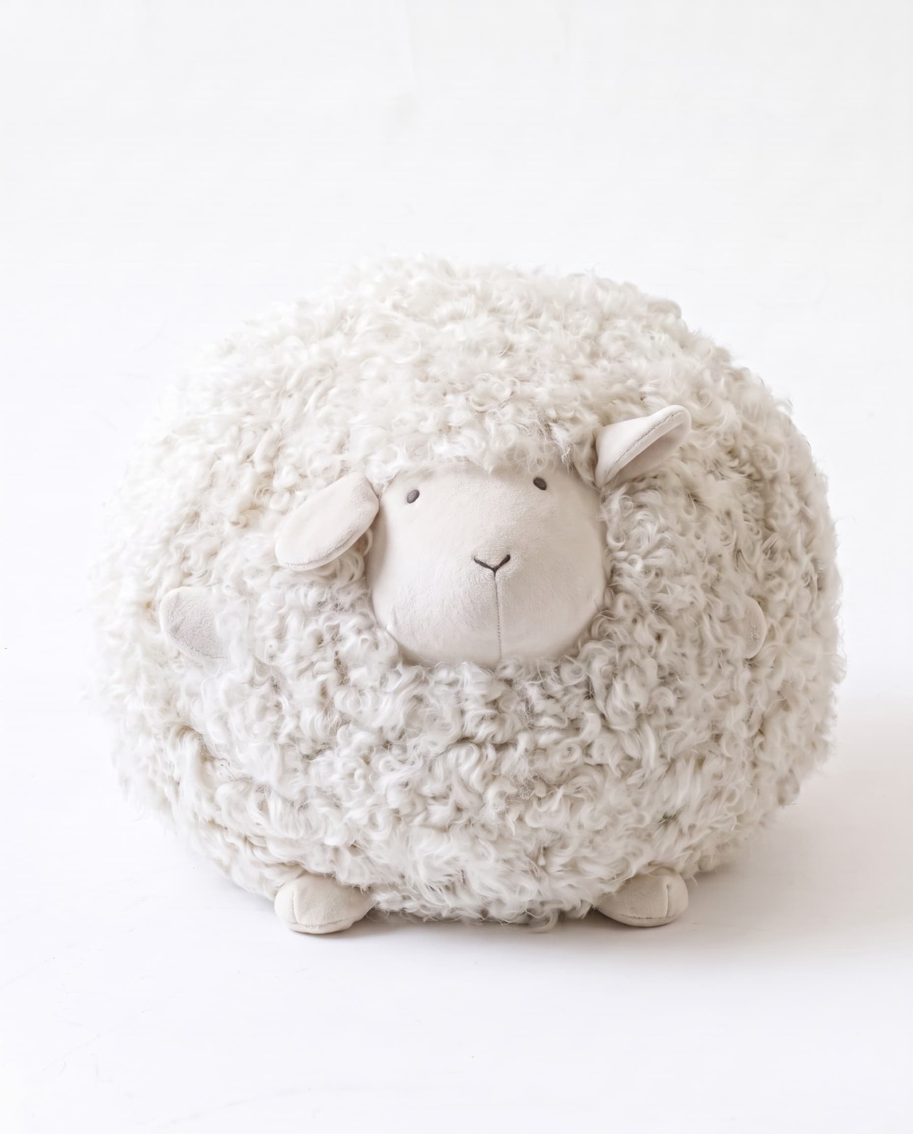 Mouton décoratif en peau de mouton — Ivoire — Ø 20 cm