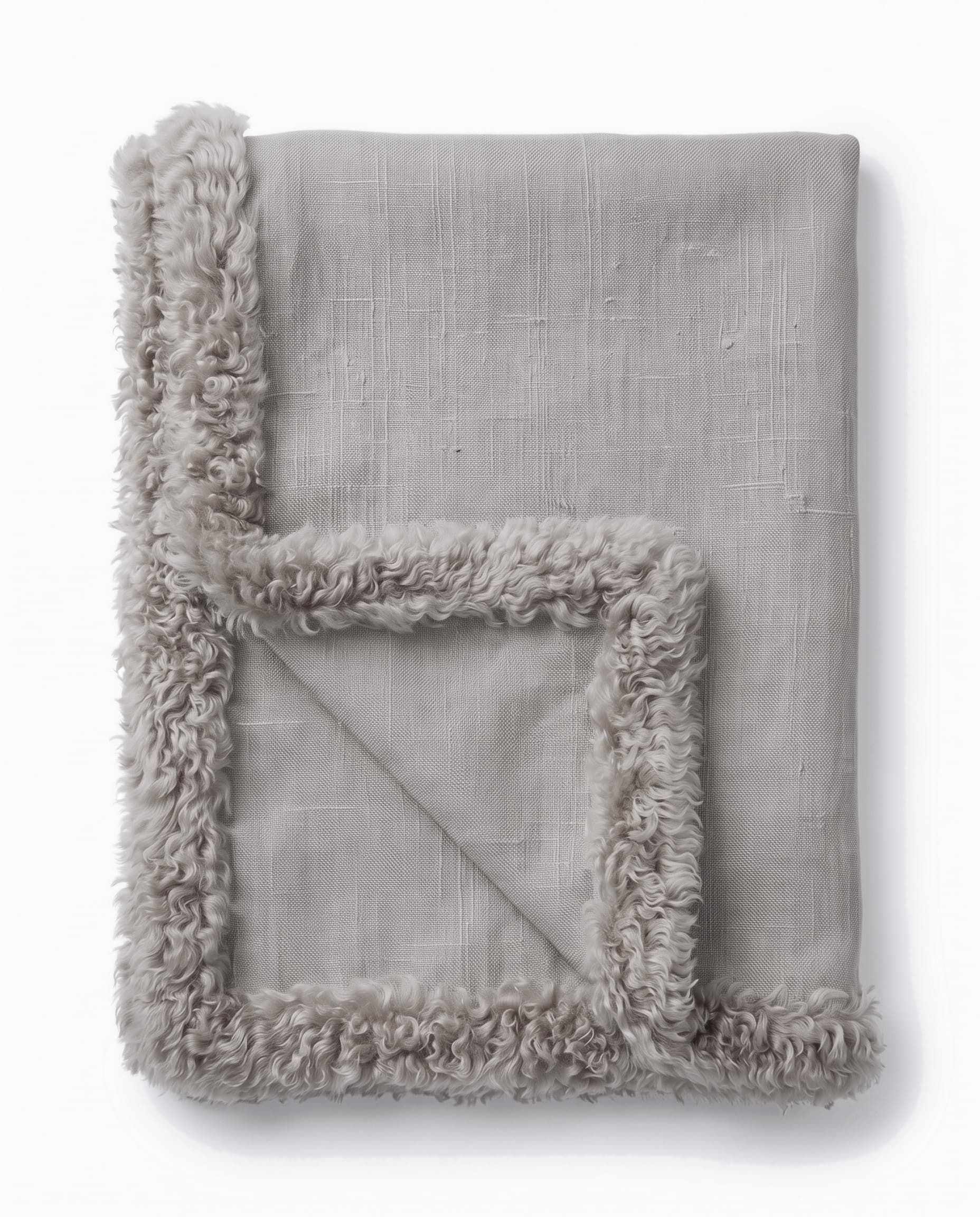 Plaid en lin et agneau — Argent — bordure d’agneau, 140 × 180 cm